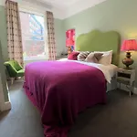Centre Luxury House With Outdoor Bath And Parking Ferienhaus York
