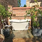 Centre Luxury House With Outdoor Bath And Parking Ferienhaus *