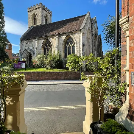 Centre Luxury House With Outdoor Bath And Parking Ferienhaus York