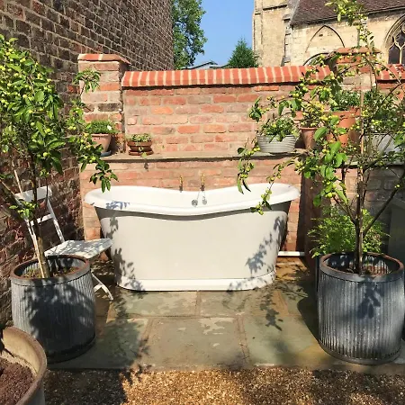 Centre Luxury House With Outdoor Bath And Parking 度假居 *