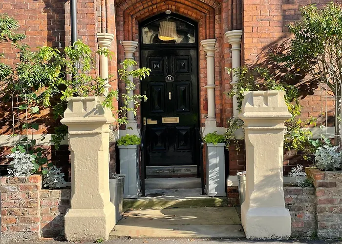 Semesterbostad Centre Luxury House With Outdoor Bath And Parking